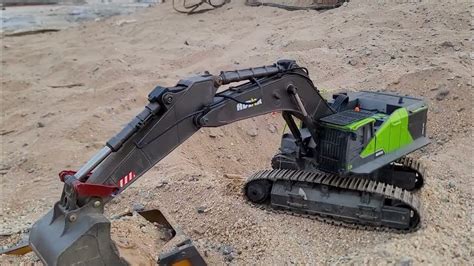 digging hole mini excavator|mini excavator tips and tricks.